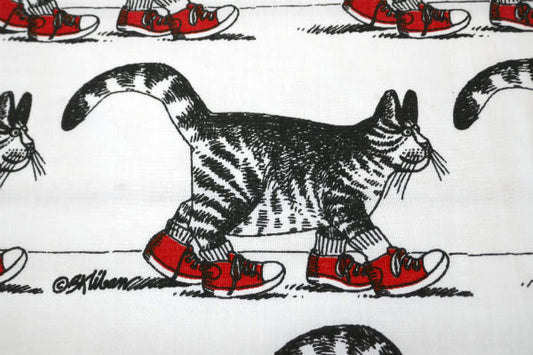 クリバンキャット 赤いスニーカーを履いたネコ 80's ヴィンテージ USEDフラットシーツ 上半分 USA