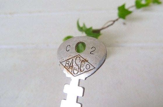 【BASCO/C2】USA英字&ナンバー入り・鍵・ビンテージ・キー