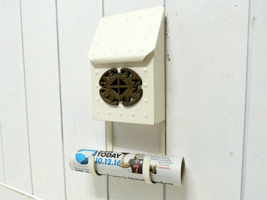 USA ホワイト スタッズ デザイン 新聞受け付き ヴィンテージ メールボックス 郵便受け ポスト 壁掛け