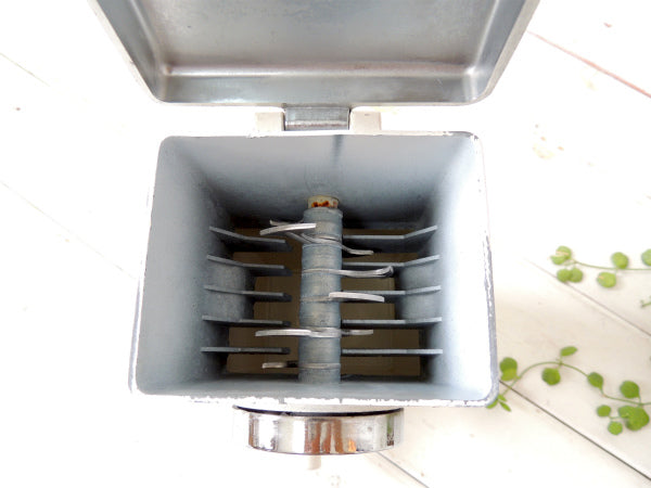 【ICE-O-MAT/キッチン雑貨】USA・ホワイト・手動式・ヴィンテージ・アイスクラッシャー