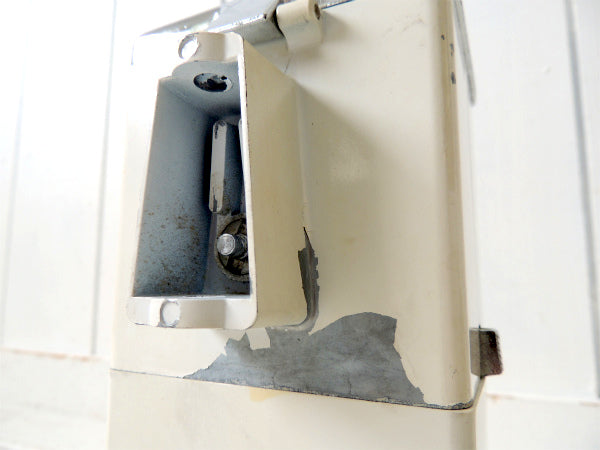 【ICE-O-MAT/キッチン雑貨】USA・ホワイト・手動式・ヴィンテージ・アイスクラッシャー