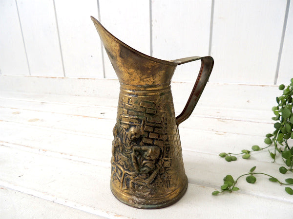 【英国・イギリス製】ゴールド色・アンティーク・ピッチャー・水差し・ジャグ・ガーデニング