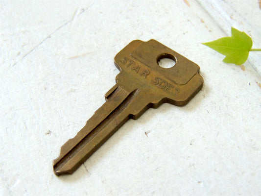 【STAR 5DE3】U.S.A.・ヴィンテージ・キー・鍵・key・真鍮製・アメリカンビンテージ