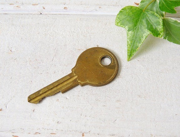 【CURTIS IND/真鍮製】ビンテージ/V-10/ナンバー付き・鍵・キー・USA