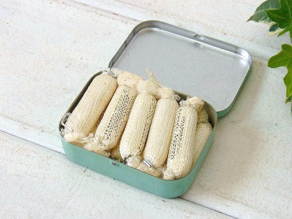 【AROMATIC AMMONIA】ターコイズブルー色の小さなヴィンテージ・ティン缶 USA