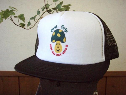 オリジナル・メッシュキャップ(カーキ)