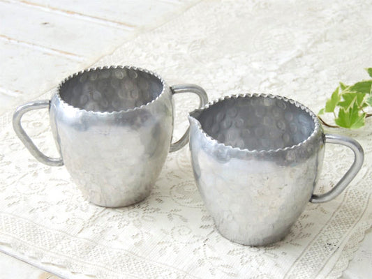 ハンマードフィニッシュ・アルミ製・ヴィンテージ・シュガー&クリーマー2点セット・コーヒー&ティー