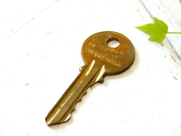 セクシィ エールロック YALE LOCKS ヴィンテージ キー 鍵 OLD 真鍮製 USA