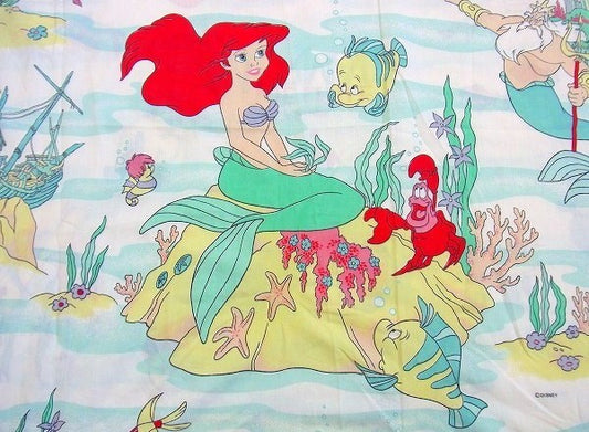 【リトルマーメイド】ディズニー・アリエル・ユーズドシーツ/キャラクター生地(フラット)　USA
