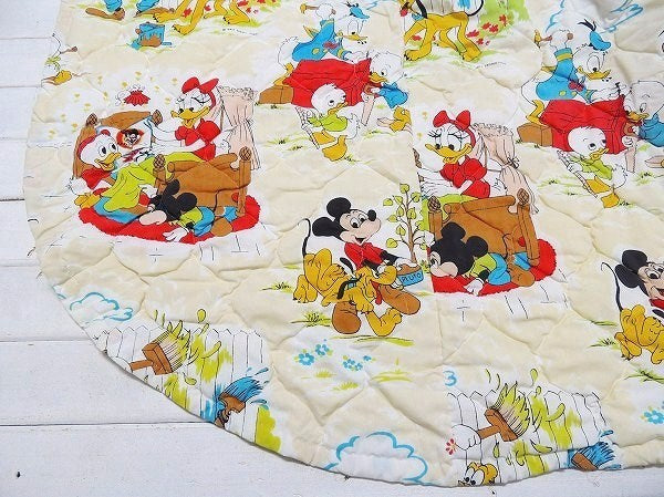 【ミッキー&フレンズ】レトロなミッキー・ヴィンテージ・ベッドスプレッド/ベッドカバー USA