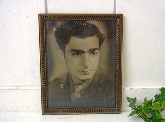 モノクロ 写真 ティン製 アンティーク・卓上 フォトフレーム 額縁 写真立て USA