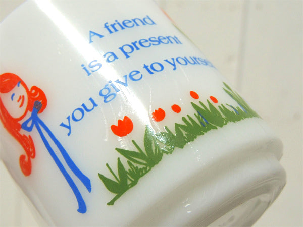 【グラスベイク】男の子&女の子&チューリップ柄・ヴィンテージ・マグカップ/食器