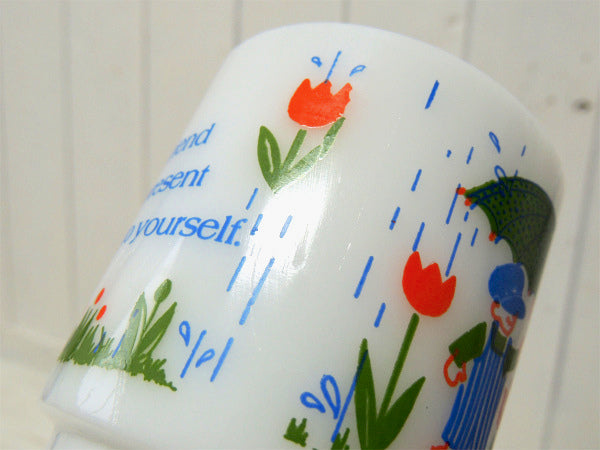 【グラスベイク】男の子&女の子&チューリップ柄・ヴィンテージ・マグカップ/食器