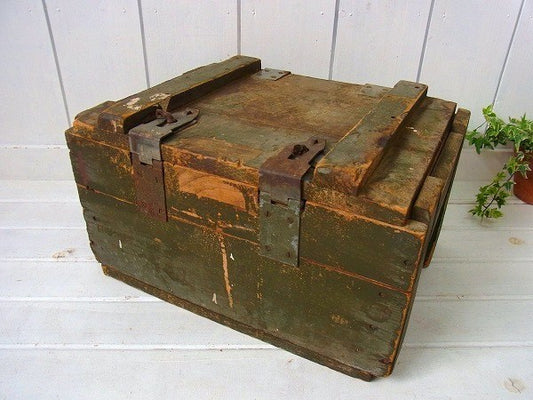 【REMINGTON】レミントン・カーキ色・木製・ヴィンテージ・トランク/木箱　USA