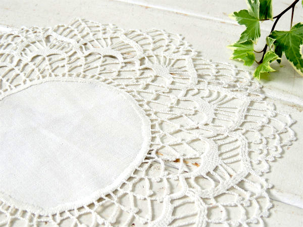 アメリカ製・ホワイト・クロッシェレース・デッドストック未使用・アンティーク・ドイリー・ハンドメイド