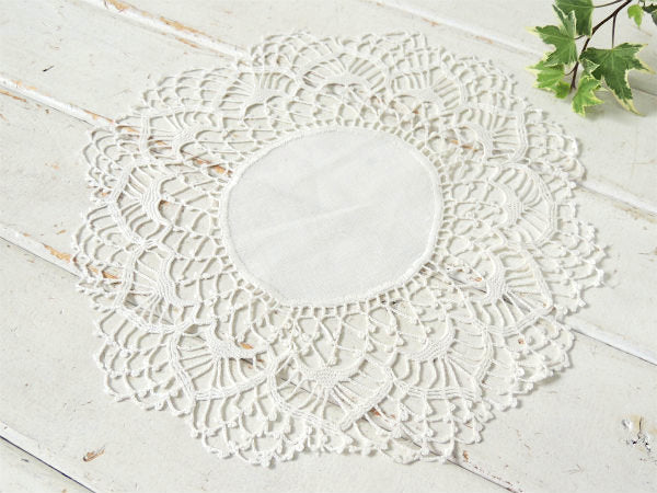 アメリカ製・ホワイト・クロッシェレース・デッドストック未使用・アンティーク・ドイリー・ハンドメイド