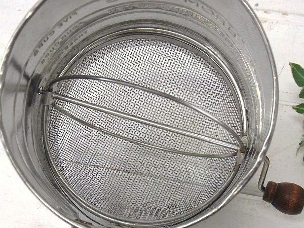 【BROMWELL】ティン製・ヴィンテージ・シフター/粉ふるい　USA