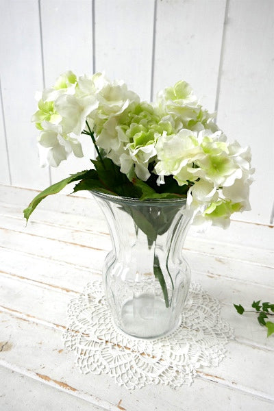 エレガントなシンプルデザイン クリア ガラス ヴィンテージ フラワーベース 花瓶・結婚式