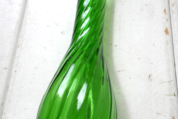 USA グリーン ガラス ヴィンテージ フラワーベース 一輪挿し 花瓶・インテリア空間
