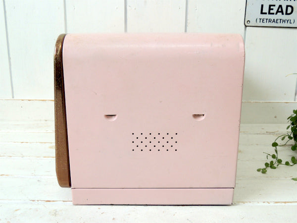 LINCOLN ピンク×ゴールドトーン・2段式・ブレッドケース・アメリカンビンテージ・キッチン雑貨