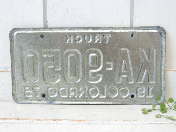 【コロラド州・トラック】1975’s・ヴィンテージ・ナンバープレート・カーライセンスプレート