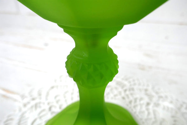 USA 擦りガラス グリーン・ガラス・ヴィンテージ・フラワーベース 花瓶 脚付き