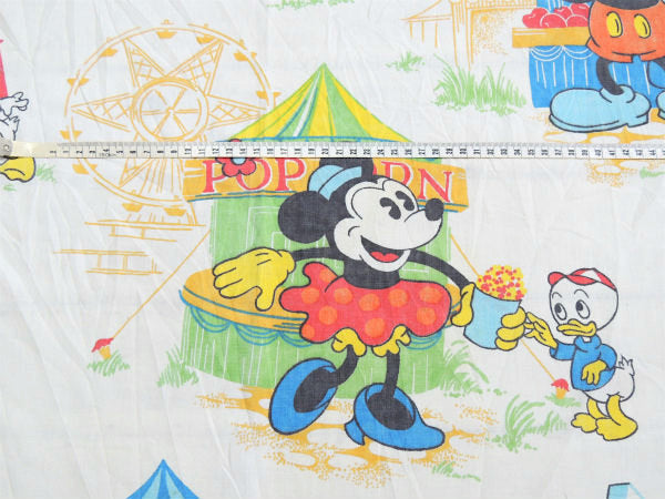 【ミッキー&フレンズ】OLDミッキー・カーニバル柄・70'sヴィンテージ・ユーズドシーツ(1/2)
