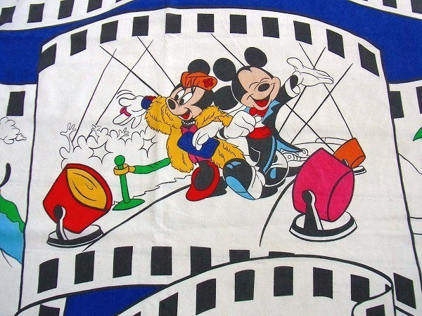【ミッキー&フレンズ】ディズニー・フィルム柄・ヴィンテージ・ユーズドシーツ(1/2) USA
