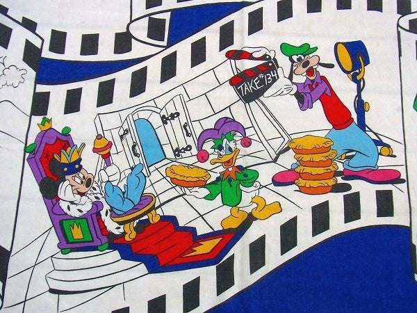 【ミッキー&フレンズ】ディズニー・フィルム柄・ヴィンテージ・ユーズドシーツ(1/2) USA