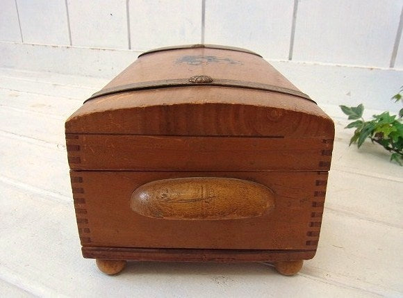 海賊の宝箱・小さなアンティーク・ウッドボックス/木箱/ジュエリーボックス USA