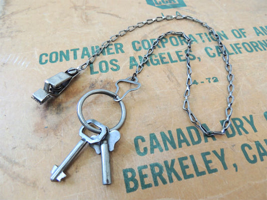 【MADE IN USA】ヴィンテージ・オールドチェーン・古鍵2本付き・ロングチェーン・キーホルダー