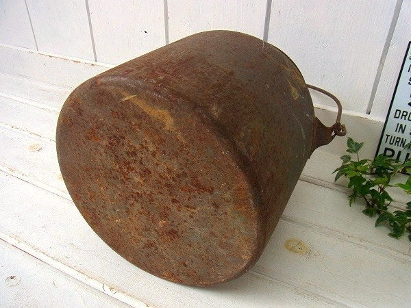 シャビーなブリキ製・アンティーク・ミルク缶/ミルクポット　USA