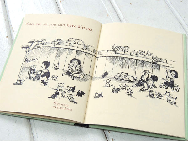 A HOLE IS TO DIG 1952年 ヴィンテージ 絵本 ピクチャーブック USA 古本 モーリス・センダック 絵本作家