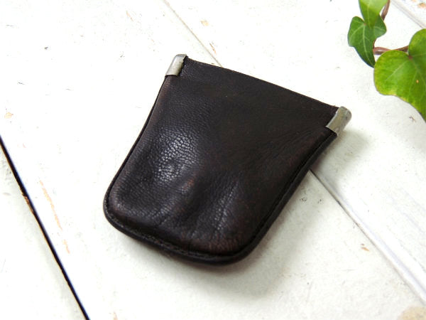 【黒革・レザー・バネ口】USA・ヴィンテージ・キーケース・古い鍵2本付き/アメ車