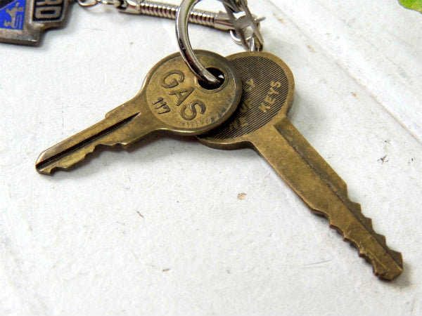FORD・フォード ヴィンテージ・アドバタイジング・USA・キーホルダー・真鍮製・鍵2本・アメ車