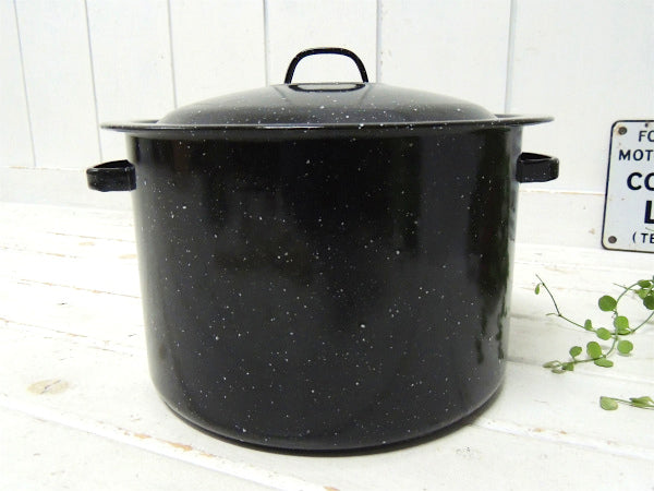 【黒色・ホーロー製】ヴィンテージ・両手鍋・深鍋・寸胴・クッキングポット・キャンプ・アウトドア