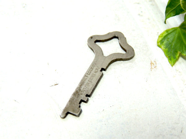 【CORBIN・BP5】鍵・アンティーク家具・キャビネット用の古鍵・オールドキー・USA