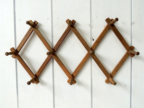 【NEVCO】ジャバラ式・木製・アンティーク・ハットラック・コートフック・インテリア