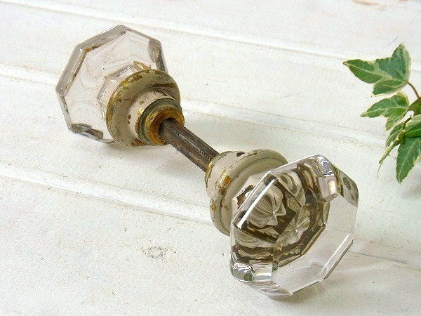 8角形のガラス製×真鍮製・アンティーク・ドアノブ USA