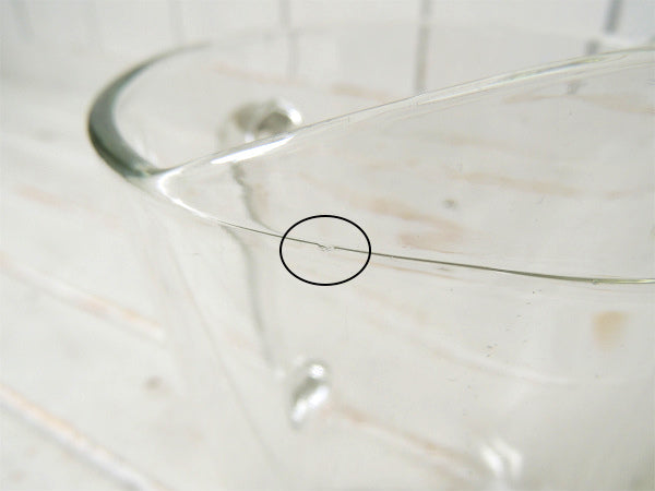ガラス製・大きなヴィンテージ・ピッチャー・ガラスジャグ・水差し・フラワーベース/プレス