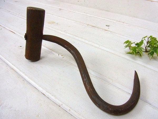 【シャビーなアイアン製】アンティーク・フック・農具・ストローフック・USA・道具