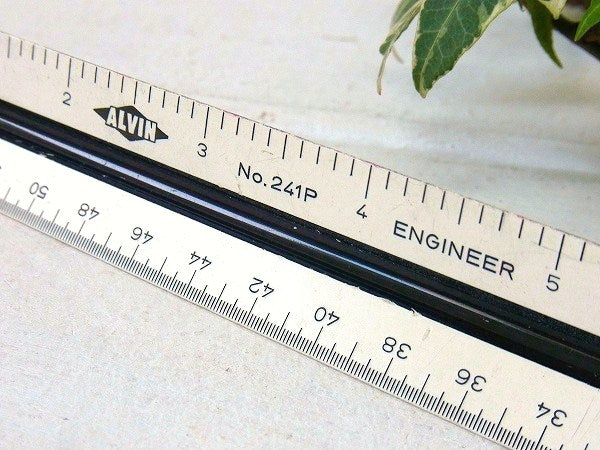 【ALVIN】ドイツ製・ヴィンテージ・三角スケール/縮尺定規/製図用品