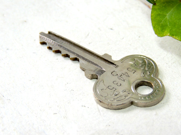 【装飾デザイン・USA】古鍵・3/A54435 3・ナンバー付き・ヴィンテージ・キー・鍵