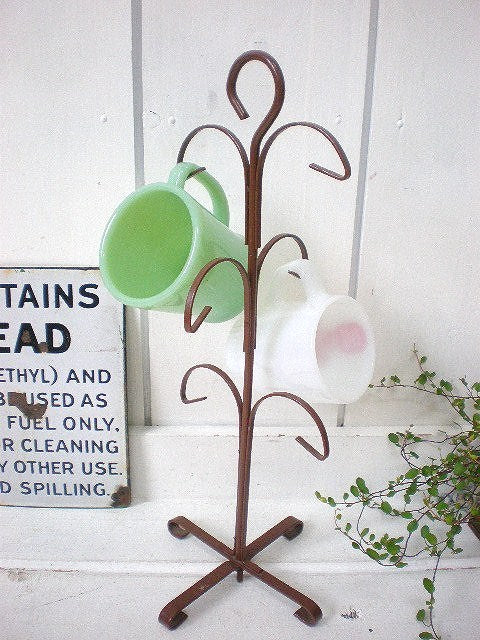 USA　ブラウン色のヴィンテージ・アイアン製・マグツリー