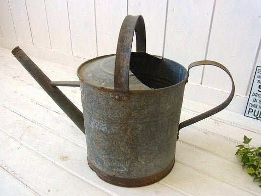 ブリキ製・アンティーク・ジョウロ/ウォータリングカン/ガーデニング USA