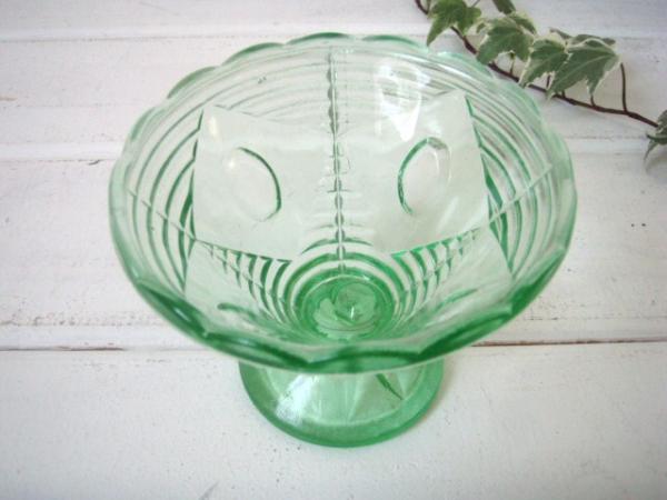USA・グリーン 硝子 アールデコ・アンティーク・シャーベットグラス・氷コップ・緑ガラス
