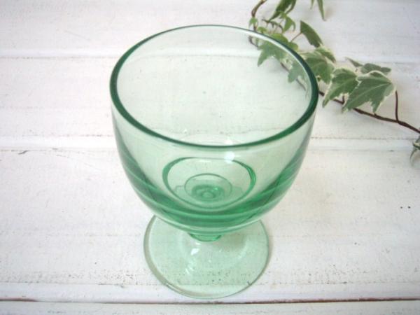 【グリーン硝子】ウランガラス・小さなヴィンテージ・ワイングラス・USA・デザイン・ガラス工芸