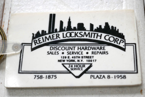 ニューヨーク・ホームセンター USA アドバタイジング ・ヴィンテージ ・キーホルダー&古鍵2本付