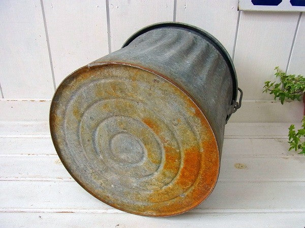 ハンドル付き・ブリキ製・ヴィンテージ・ダストボックス/ごみ箱/トラッシュカン USA