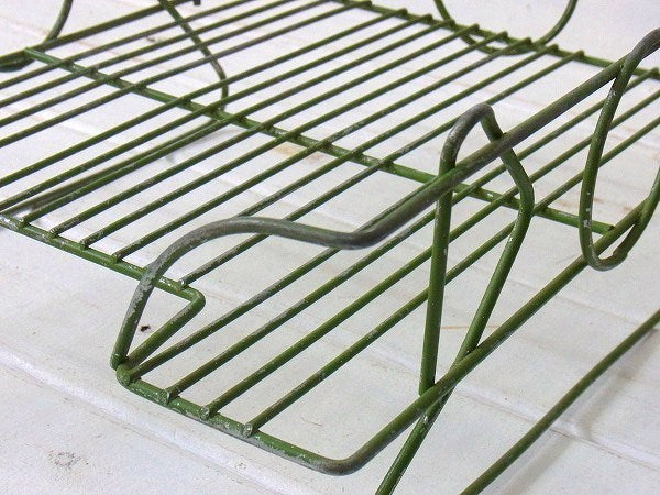 グリーン色の脚付き・ヴィンテージ・ワイヤー書類トレイ/書類ラック/デスクトレイ　USA